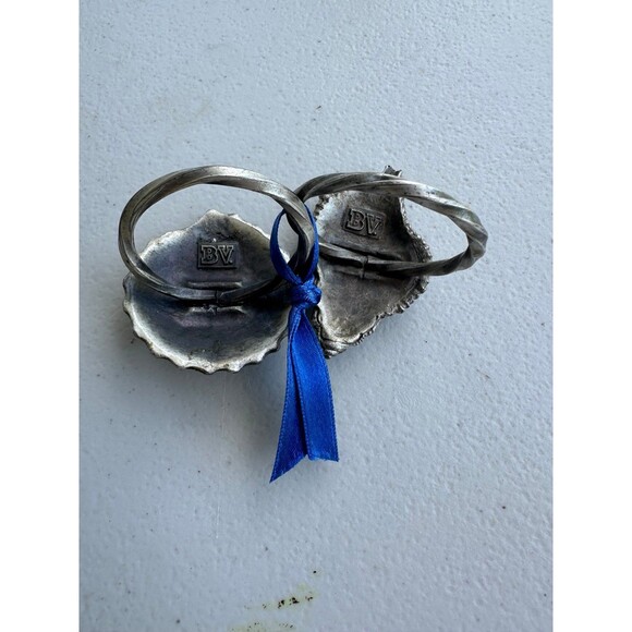 Beaulieu Vineyard BV Silver Pewter Seashell Shell Napkin Rings Holder Set of 2 - Picture 3 of 4
